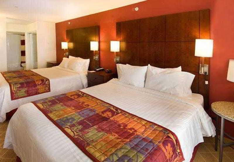 Residence Inn By Marriott San Antonio Seaworld / Lackland Exterior foto